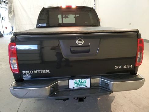 Used 2020 Nissan Frontier SV w/ SV Utility Package AWD/4WD image 4