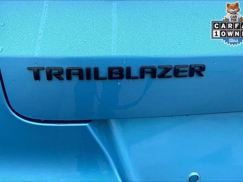 Used 2025 Chevrolet TrailBlazer RS w/ Driver Confidence Package image 8
