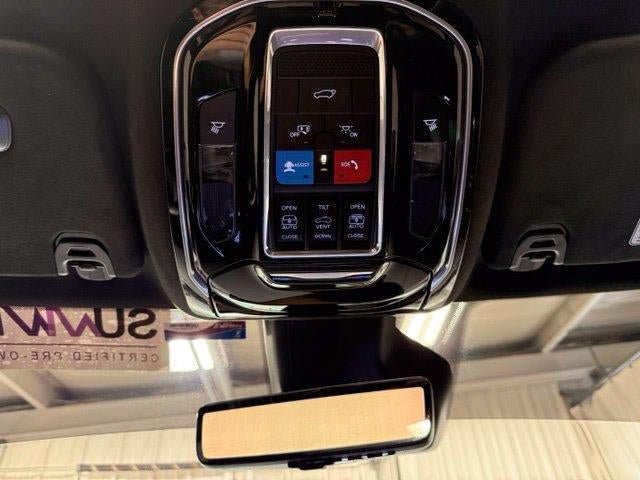Used 2024 Jeep Grand Wagoneer L Series II w/ Quick Order Packagew 28T AWD/4WD image 16