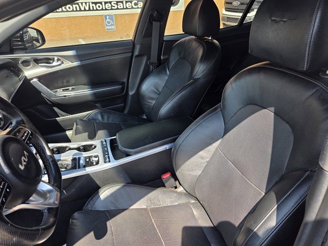 Used 2022 Kia Stinger GT1 AWD/4WD image 7