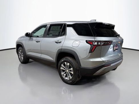 New 2026 Chevrolet Equinox LT FWD image 10