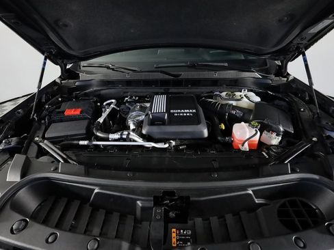 Used 2024 Chevrolet Suburban High Country w/ Advanced Technology Package image 45