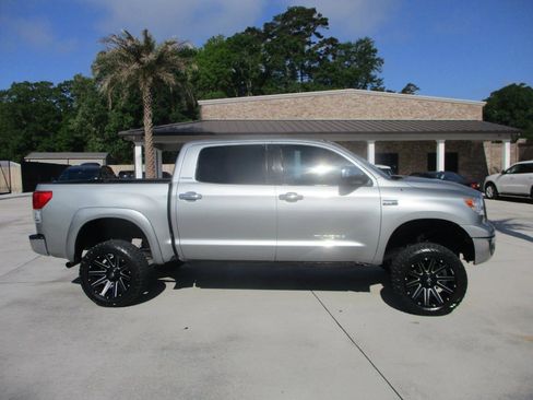 Used 2010 Toyota Tundra Limited image 1