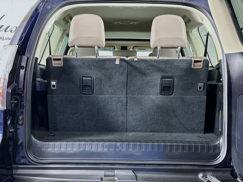 Used 2020 Lexus GX 460 Premium image 27