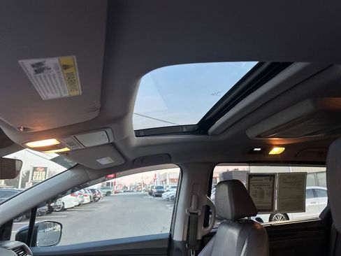 Used 2019 Honda Odyssey EX-L image 17