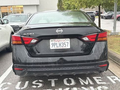 Used 2025 Nissan Altima 2.5 SV FWD image 5
