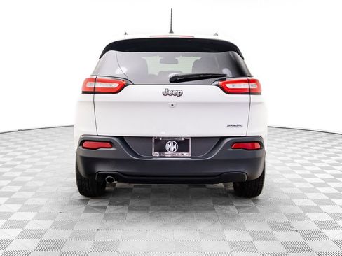 Used 2018 Jeep Compass Limited image 4