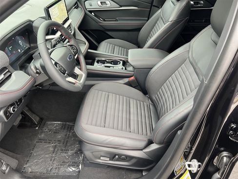 New 2026 Ford Explorer ST-Line w/ ST-Line Street Pack image 18