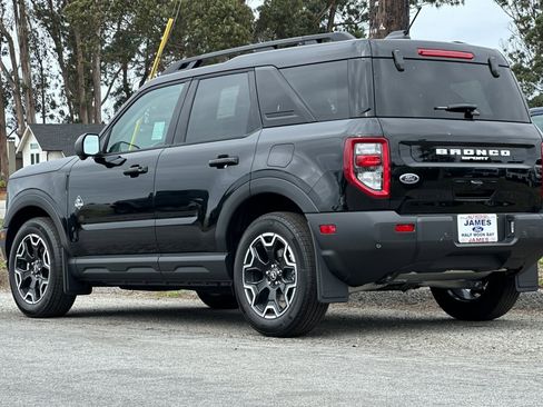New 2025 Ford Bronco Sport Outer Banks w/ Outer Banks Tech Package+ AWD/4WD image 3