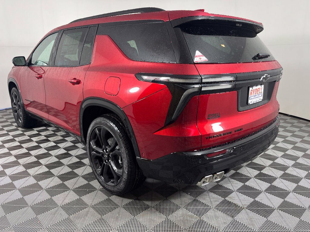 New 2027 Chevrolet Traverse RS w/ LPO, Floor Liner Package AWD/4WD image 8