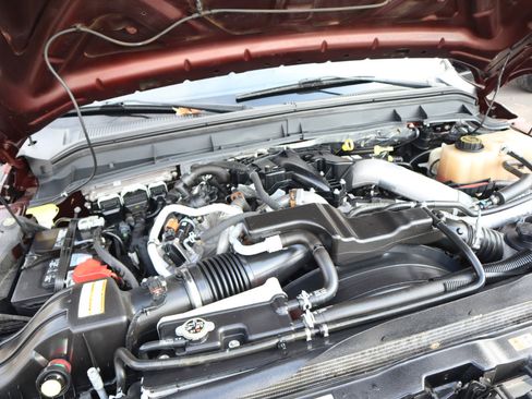 Used 2016 Ford F250 Platinum w/ FX4 Off-Road Package image 20