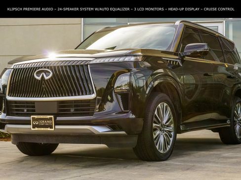 Certified 2025 INFINITI QX80 Sensory AWD/4WD image 4