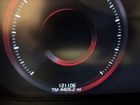 Used 2020 Volvo XC90 T6 Momentum image 12