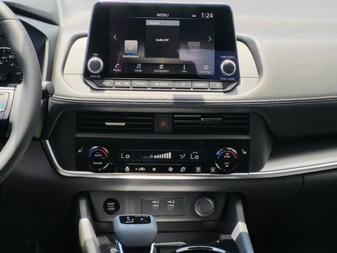 New 2025 Nissan Rogue SV w/ SV Premium Package image 21
