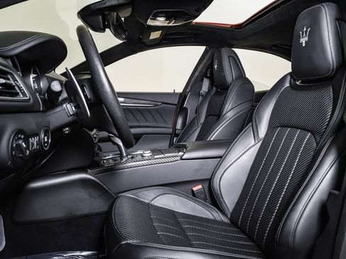 Certified 2022 Maserati Ghibli Modena Q4 image 18