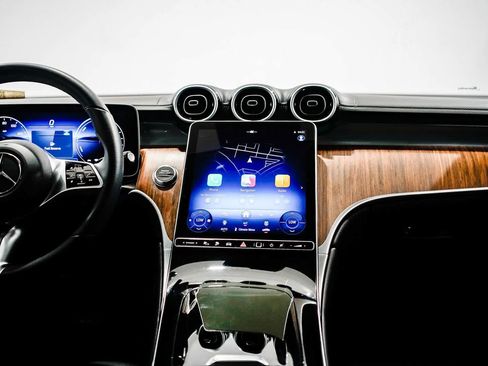 Certified 2025 Mercedes-Benz GLC 350e 4MATIC image 12