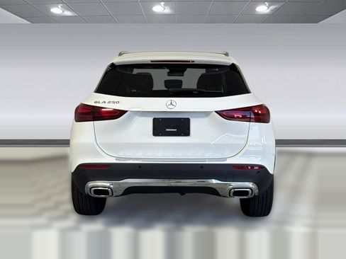 Certified 2024 Mercedes-Benz GLA 250 image 10