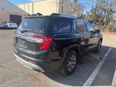 Used 2020 GMC Acadia SLT w/ Driver Alert Package II image 6