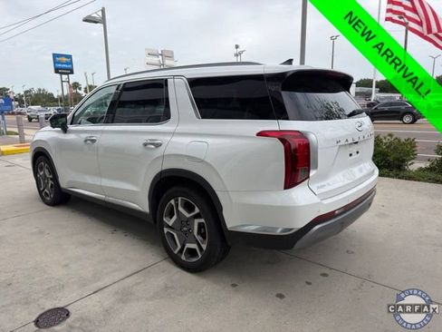 Used 2024 Hyundai Palisade Limited AWD/4WD image 3