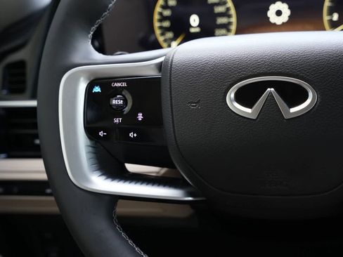 New 2026 INFINITI QX80 Pure image 10