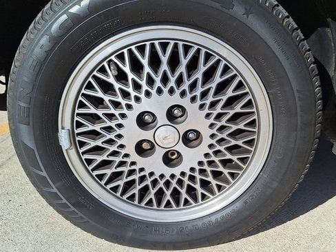 Used 1991 Chrysler TC by Maserati image 16