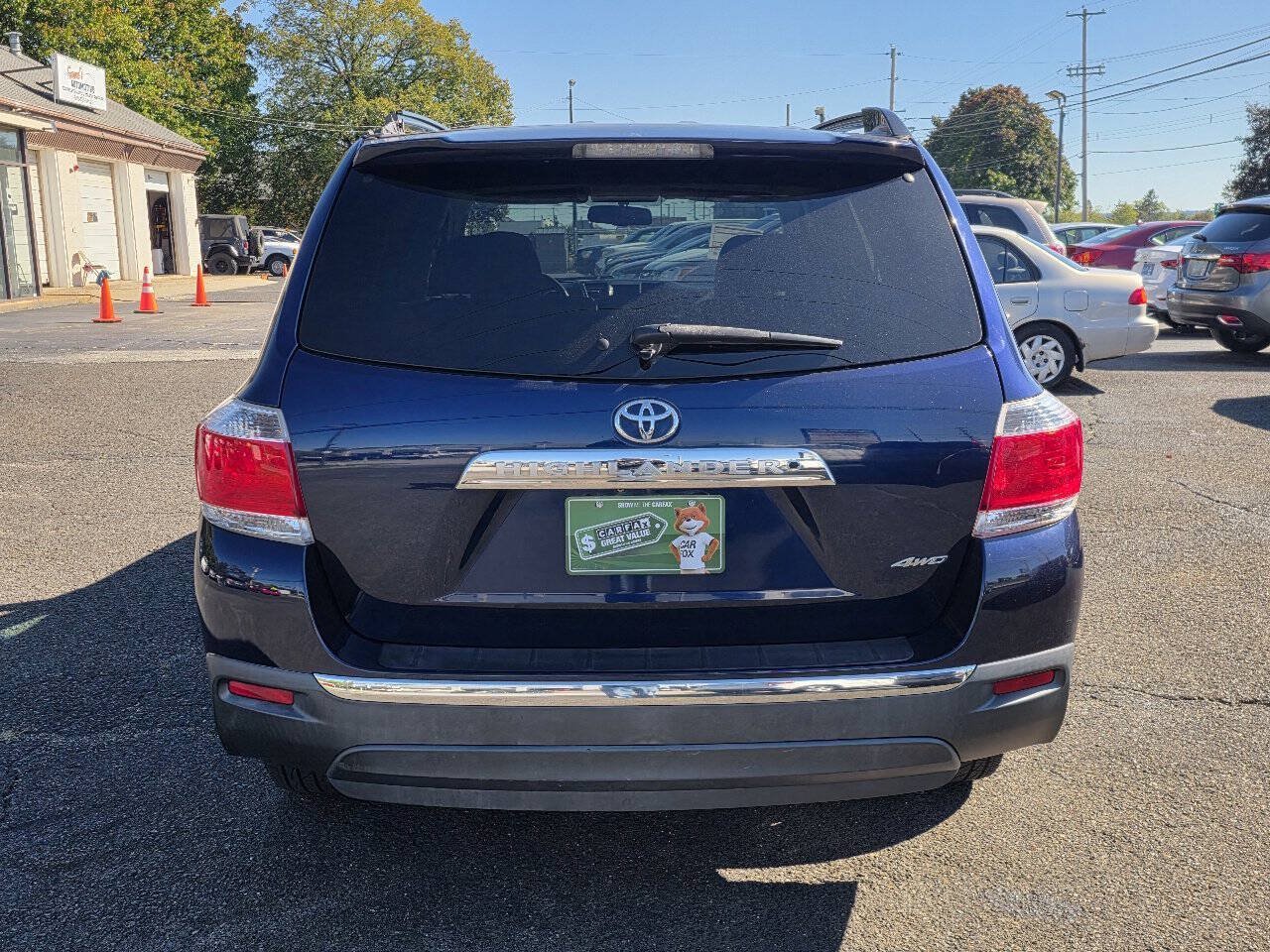 Used 2013 Toyota Highlander SE AWD/4WD image 8