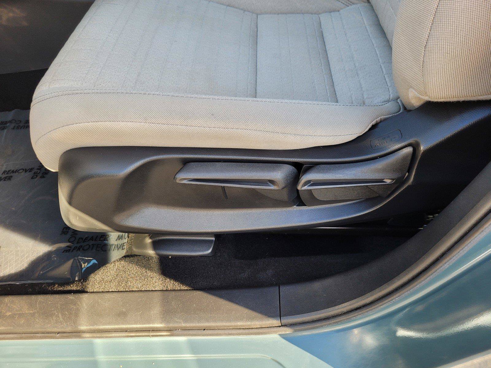 Used 2024 Honda HR-V LX image 18