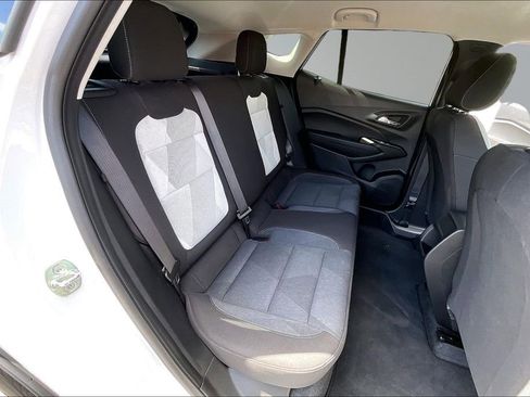 Used 2024 Chevrolet Trax LS w/ LS Convenience Package FWD image 26
