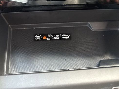 Used 2025 Chevrolet Tahoe Z71 w/ Comfort Package image 21