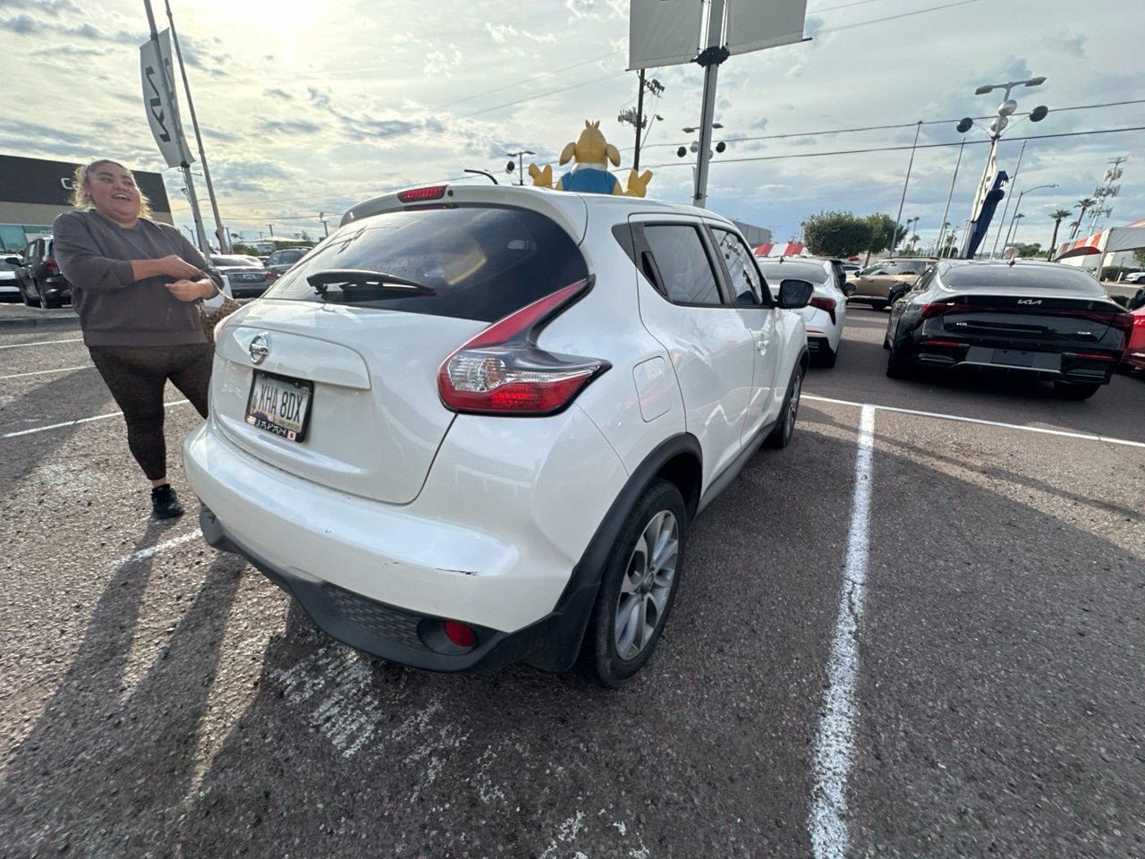 Used 2015 Nissan Juke S FWD image 11