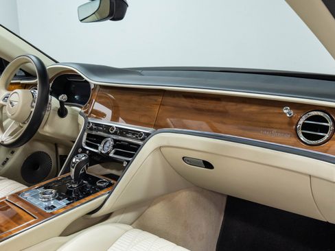 Used 2021 Bentley Flying Spur W12 AWD/4WD image 51