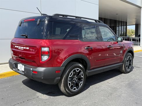 New 2026 Ford Bronco Sport Outer Banks image 4