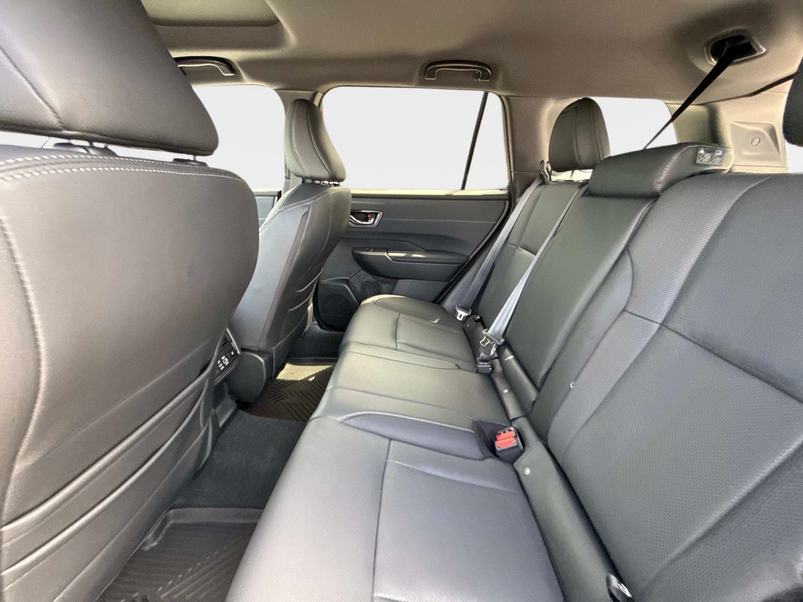 New 2026 Subaru Outback Touring XT AWD/4WD image 15