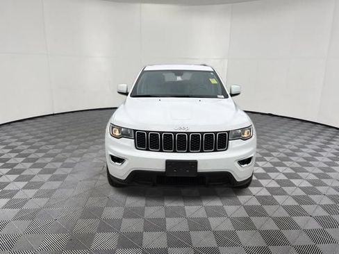 Used 2018 Jeep Grand Cherokee Laredo AWD/4WD image 13