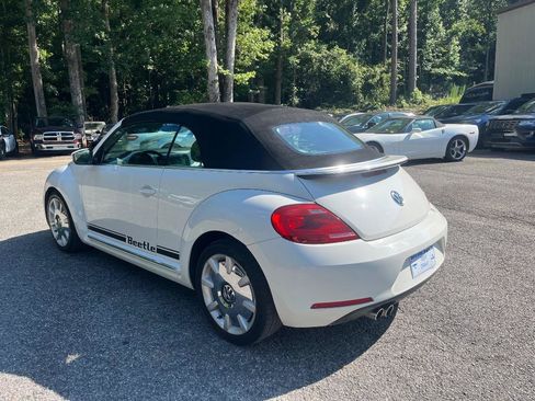 Used 2013 Volkswagen Beetle 2.5 FWD image 4