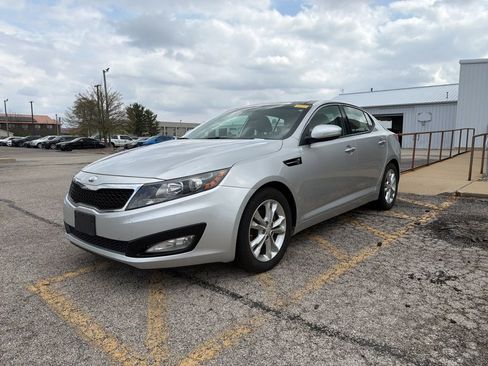 Used 2013 Kia Optima EX w/ Premium Pkg image 4