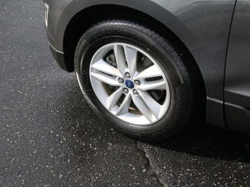 Used 2017 Ford Edge SEL image 22