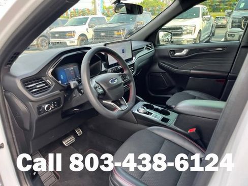Used 2023 Ford Escape ST-Line w/ Tech Pack #1 FWD image 6