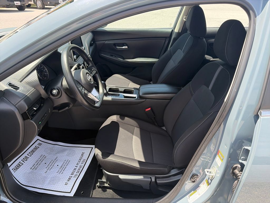Used 2024 Nissan Sentra SV w/ Trunk Package FWD image 10