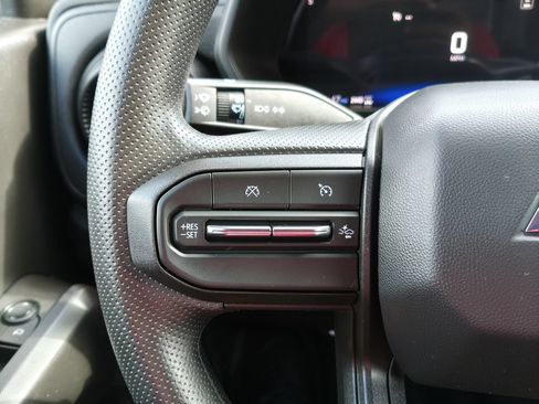 Used 2025 Chevrolet Colorado Trail Boss AWD/4WD image 22