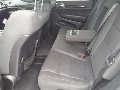 Used 2013 Jeep Grand Cherokee Laredo RWD image 17