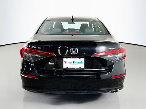 Used 2024 Honda Civic Sport image 6