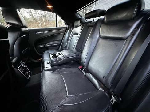Used 2013 Chrysler 300 C image 17