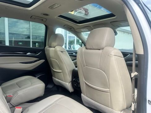 Used 2020 Buick Enclave Premium w/ Sun and Sites Package AWD/4WD image 13