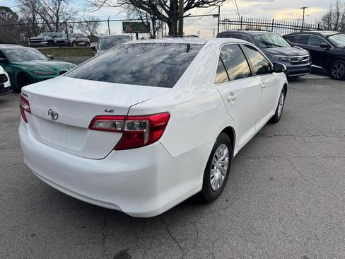 Used 2012 Toyota Camry image 7