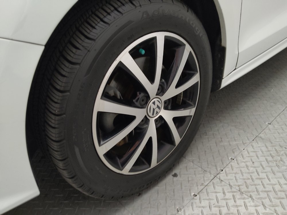 Used 2018 Volkswagen Jetta SE FWD image 31