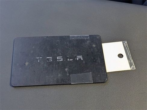 Used 2023 Tesla Model Y Long Range image 31