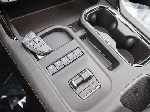 New 2026 GMC Sierra 2500 AT4 image 26