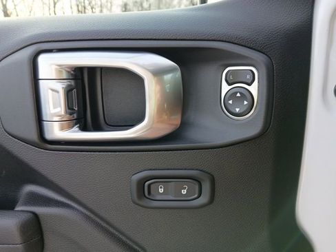 New 2026 Jeep Gladiator Sport image 30