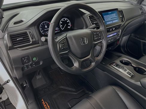 Used 2024 Honda Ridgeline TrailSport image 17